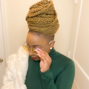 NAME YOUR PRICE ❤️ SEND OFFERS💫